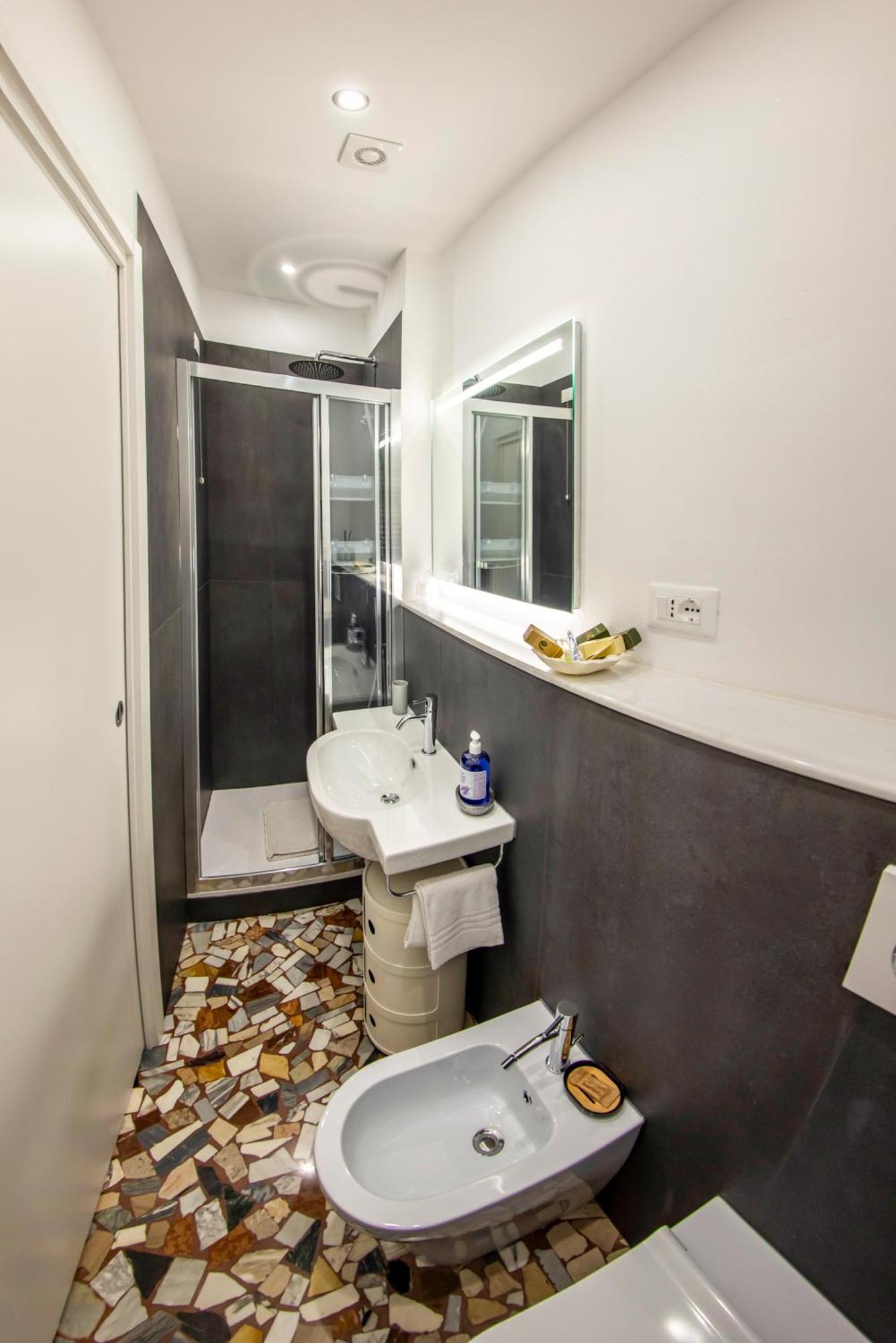 Al Mare 54 Luxury Guest House Lido di Camaiore Esterno foto